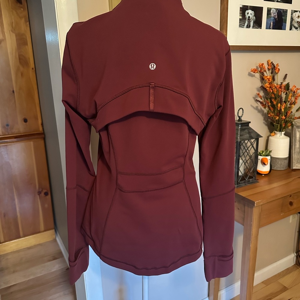 lululemon athletica Maroon Utility Jacket - Picture 6 of 10